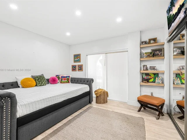 440 E 23rd St # 1209, Hialeah FL 33013