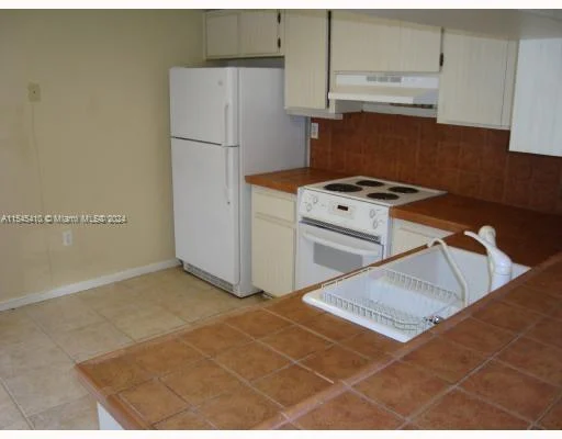 4724 SW 67th Ave # E2, Miami FL 33155