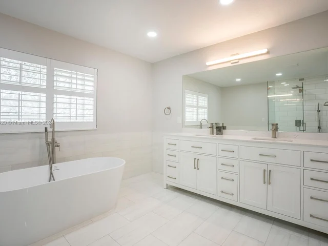 17431 SW 266th Ter, Homestead FL 33031