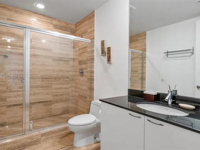 15901 Collins Ave # 2303, Sunny Isles Beach FL 33160