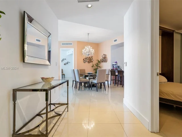 15901 Collins Ave # 2303, Sunny Isles Beach FL 33160