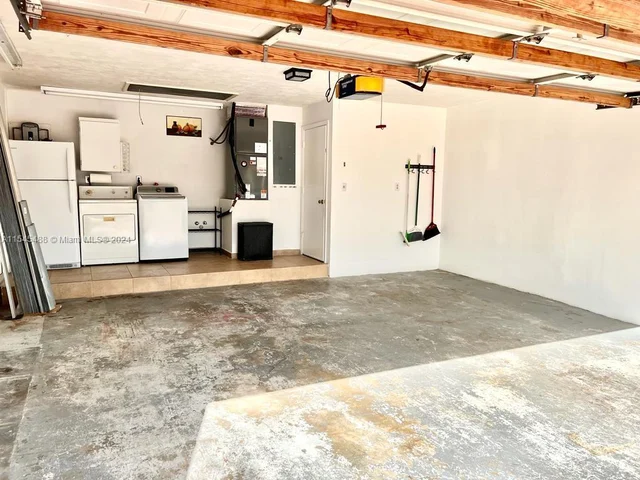 3228 NW 120th Ave, Coral Springs FL 33065