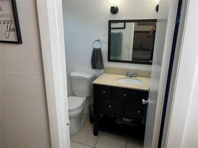 6878 NW 173rd Dr # 905, Hialeah FL 33015
