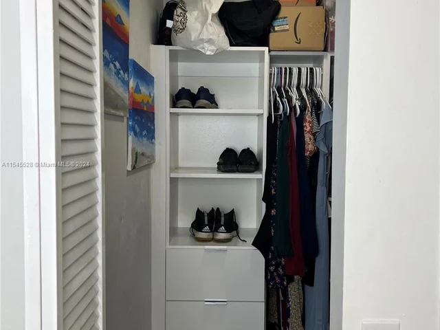 6878 NW 173rd Dr # 905, Hialeah FL 33015