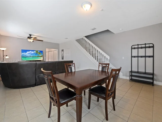 1230 SW 147th Ter, Pembroke Pines FL 33027