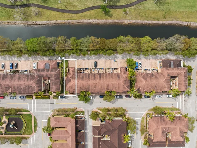 1230 SW 147th Ter, Pembroke Pines FL 33027