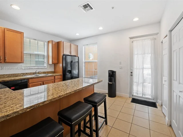 1230 SW 147th Ter, Pembroke Pines FL 33027