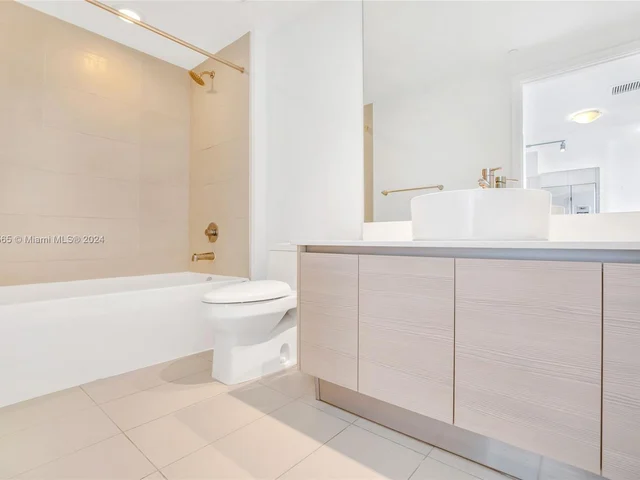 4250 Biscayne Blvd # 1015, Miami FL 33137