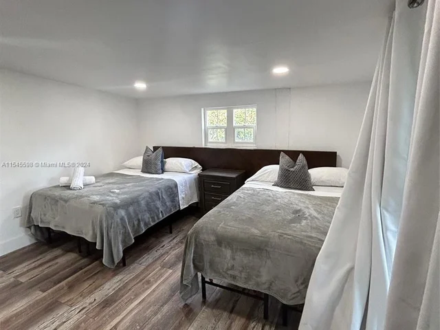 1531 35TH # 1, Oakland Park FL 33334