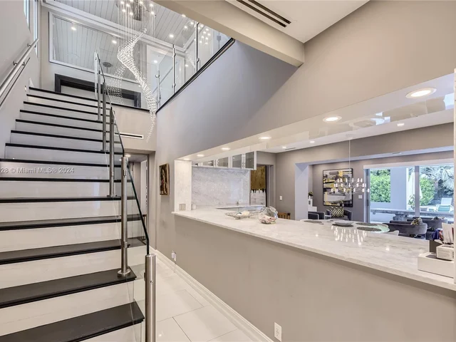 17552 E Fieldbrook Cir E, Boca Raton FL 33496