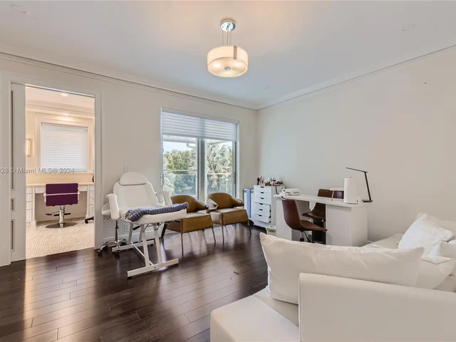 17552 E Fieldbrook Cir E, Boca Raton FL 33496