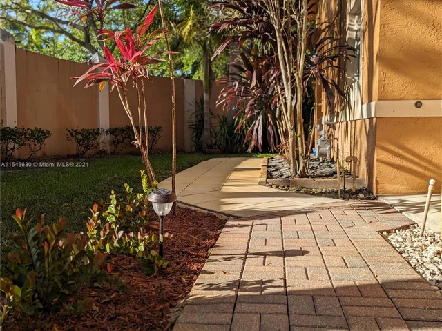 2291 NW 99th Way # 2291, Sunrise FL 33322