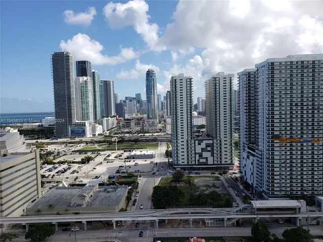 1600 NE 1st Ave # 1806, Miami FL 33132