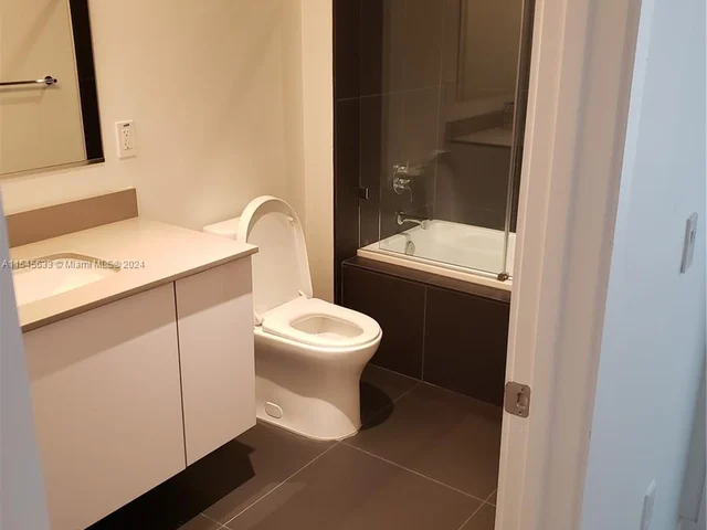 1600 NE 1st Ave # 1806, Miami FL 33132