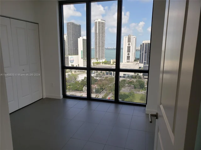 1600 NE 1st Ave # 1806, Miami FL 33132