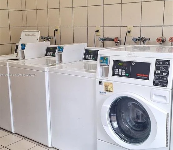 5901 Washington St # 245, Hollywood FL 33023