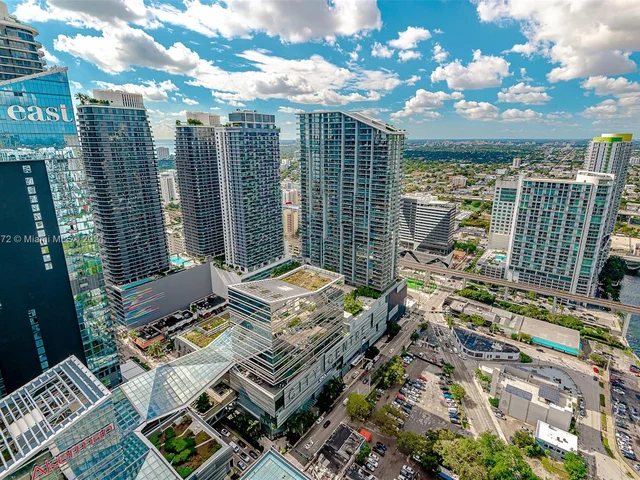 88 SW 7th St # 4107, Miami FL 33130