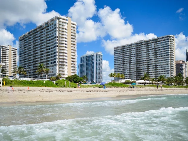 1980 S Ocean Dr # 18K, Hallandale Beach FL 33009