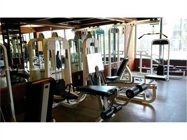 600 NE 36th ST # 1207, Miami FL 33137