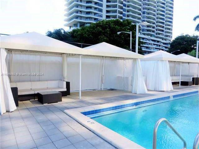 600 NE 36th ST # 1207, Miami FL 33137