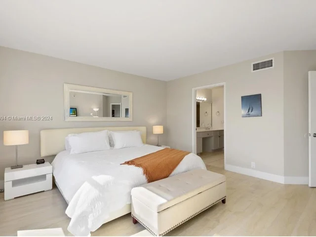 3400 NE 192nd St # 1601, Aventura FL 33180