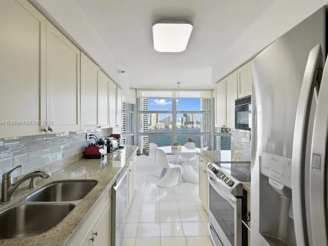 3400 NE 192nd St # 1601, Aventura FL 33180