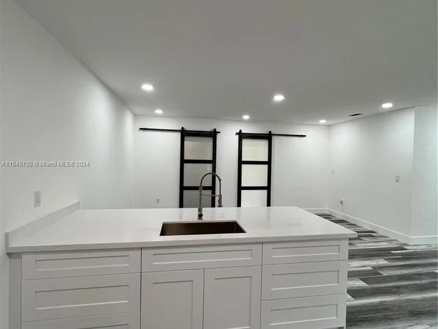 17621 NW 42nd Ave, Miami Gardens FL 33055