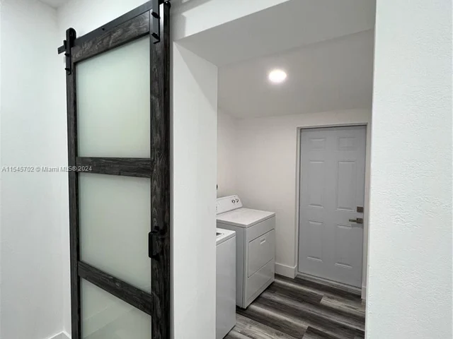 17621 NW 42nd Ave, Miami Gardens FL 33055