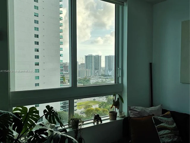 1900 N Bayshore Dr # 1803, Miami FL 33132