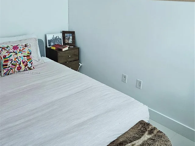 1900 N Bayshore Dr # 1803, Miami FL 33132