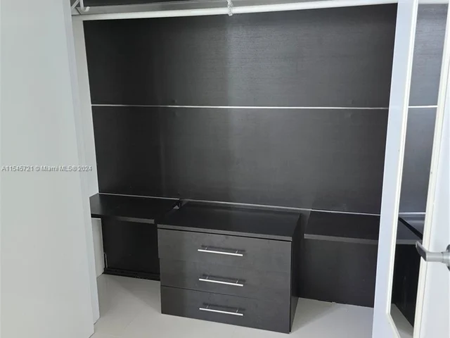 1900 N Bayshore Dr # 1803, Miami FL 33132