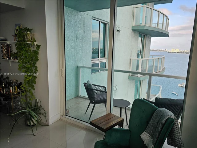 1900 N Bayshore Dr # 1803, Miami FL 33132