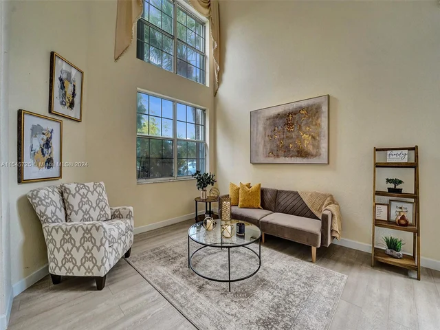 16752 NW 12th Ct, Pembroke Pines FL 33028