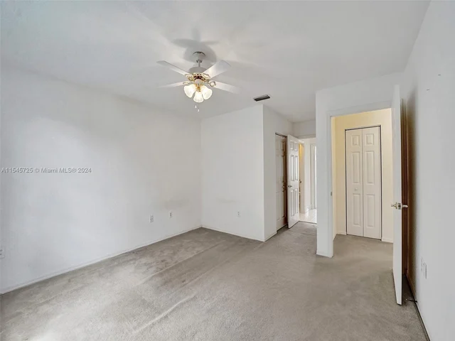 16752 NW 12th Ct, Pembroke Pines FL 33028