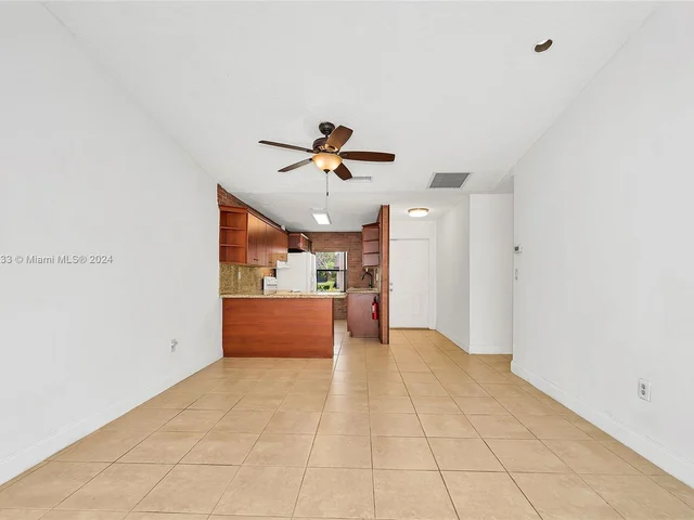 5104 SW 137th Ct, Miami FL 33175