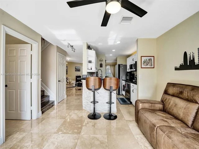 17013 NW 23rd St # 17013, Pembroke Pines FL 33028