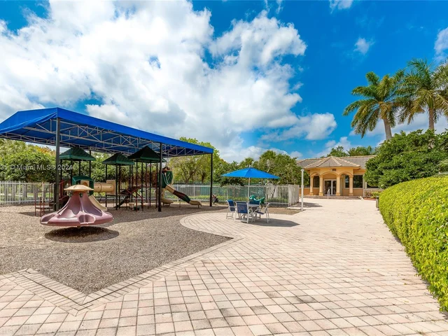 17013 NW 23rd St # 17013, Pembroke Pines FL 33028