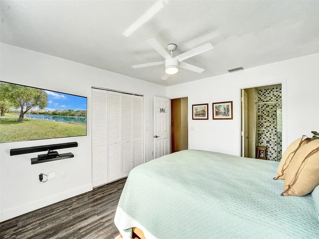 17013 NW 23rd St # 17013, Pembroke Pines FL 33028