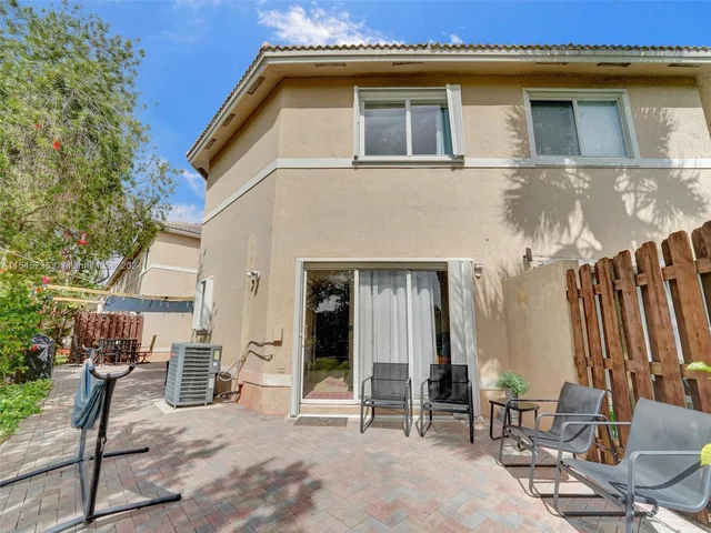 17013 NW 23rd St # 17013, Pembroke Pines FL 33028