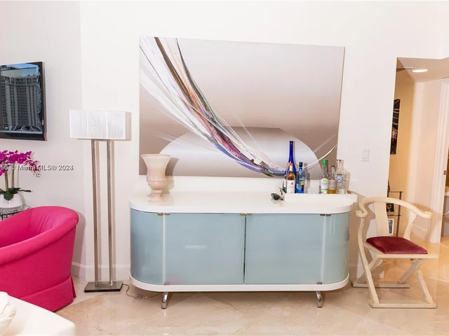 20000 E Country Club Dr # 1107, Aventura FL 33180