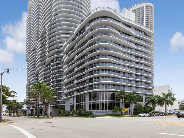 488 NE 18th St # 909, Miami FL 33132