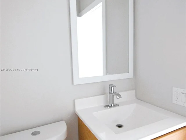 3500 N Park Rd, Hollywood FL 33021