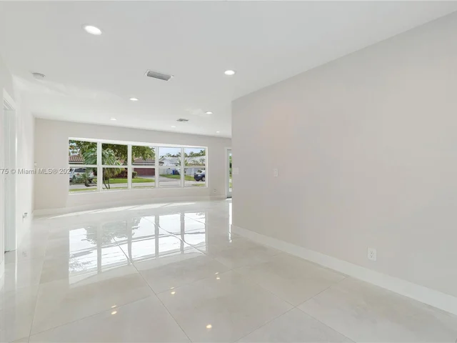 3500 N Park Rd, Hollywood FL 33021