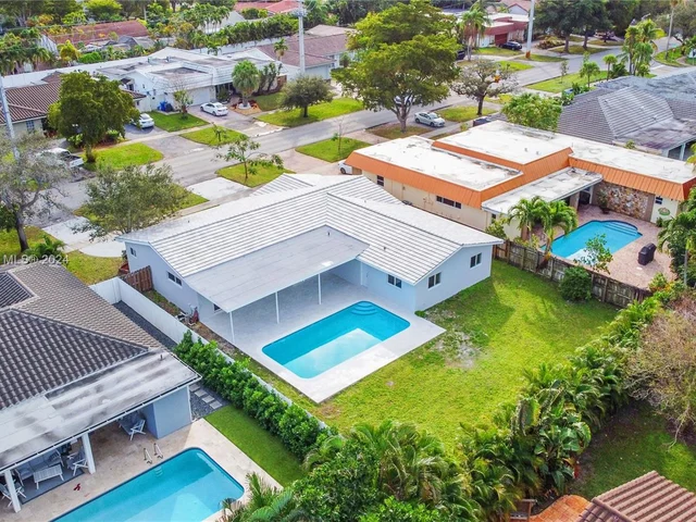 3500 N Park Rd, Hollywood FL 33021