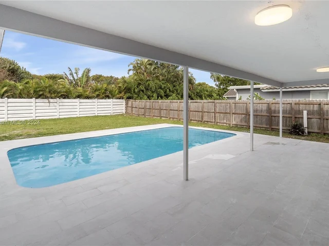 3500 N Park Rd, Hollywood FL 33021