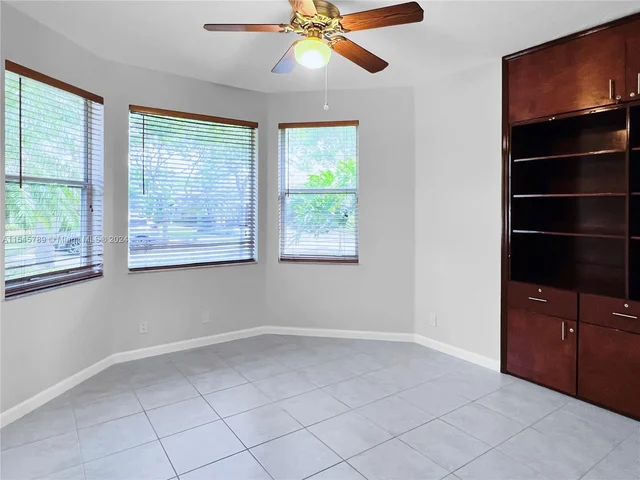 337 Mallard Rd, Weston FL 33327