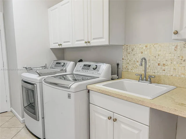 337 Mallard Rd, Weston FL 33327