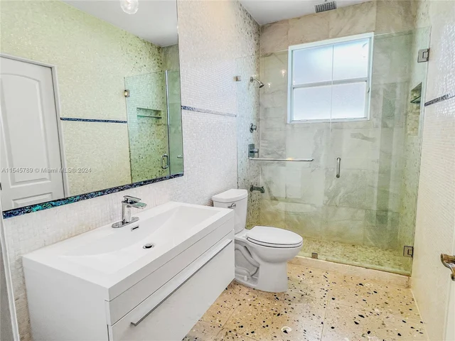 337 Mallard Rd, Weston FL 33327