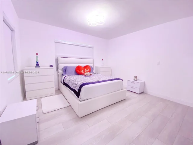 1235 NE 88th St, Miami FL 33138