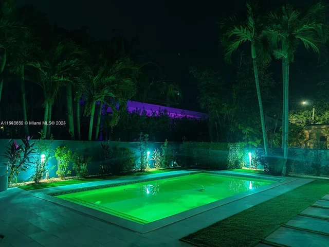 1235 NE 88th St, Miami FL 33138